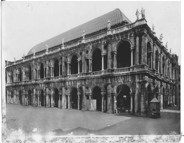 Vicenza - Basilica o Palazzo della Ragione. (Palladio.)