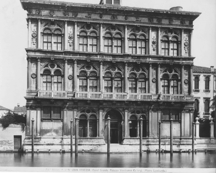 Venezia - Canal Grande. Palazzo Vendramin Calergi