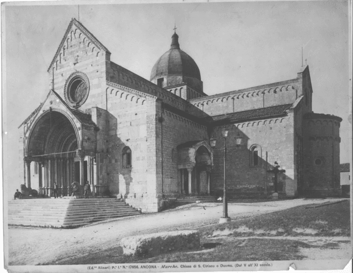 Ancona (Marche) - Chiesa di S. Ciriaco o Duomo (dal V all' XI secolo)