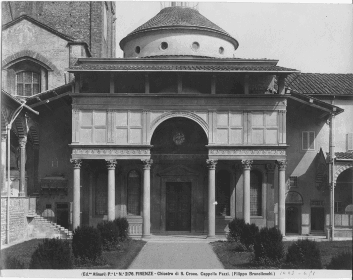 Firenze - Chiostro di S. Croce. Cappella Pazzi