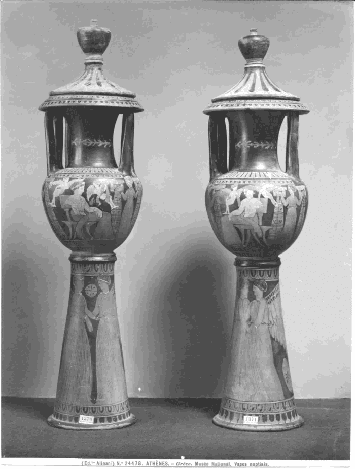 Athènes  - Musée National. Vases nuptials