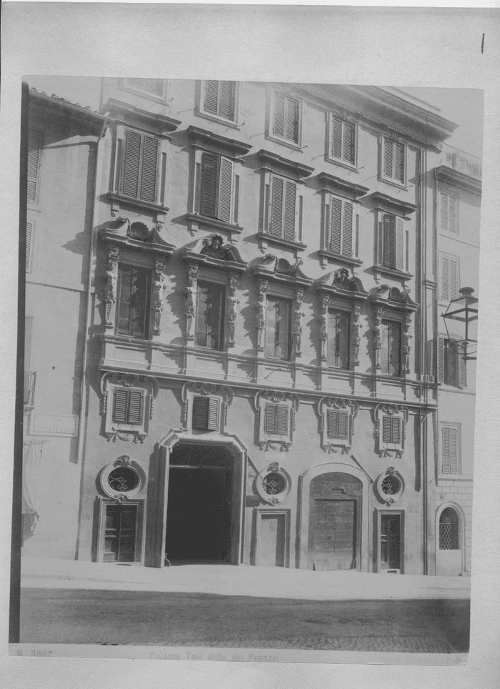 Palazzo Toni detto dei Pupazzi