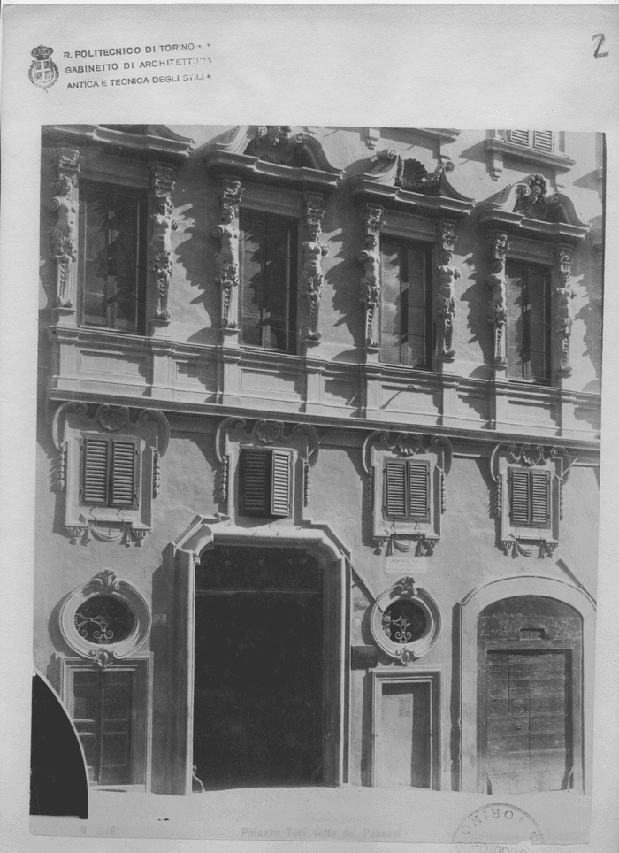 Palazzo Toni detto dei Pupazzi