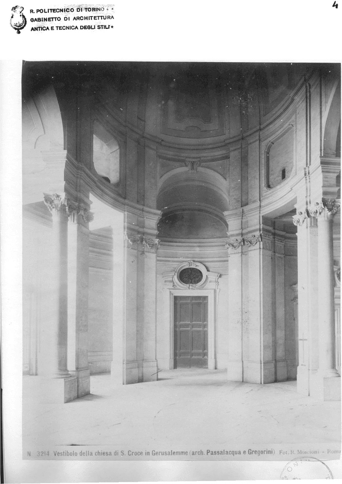 Vestibolo della chiesa di S. Croce in Gerusalemme (arch. Passalacqua e Gregorini)