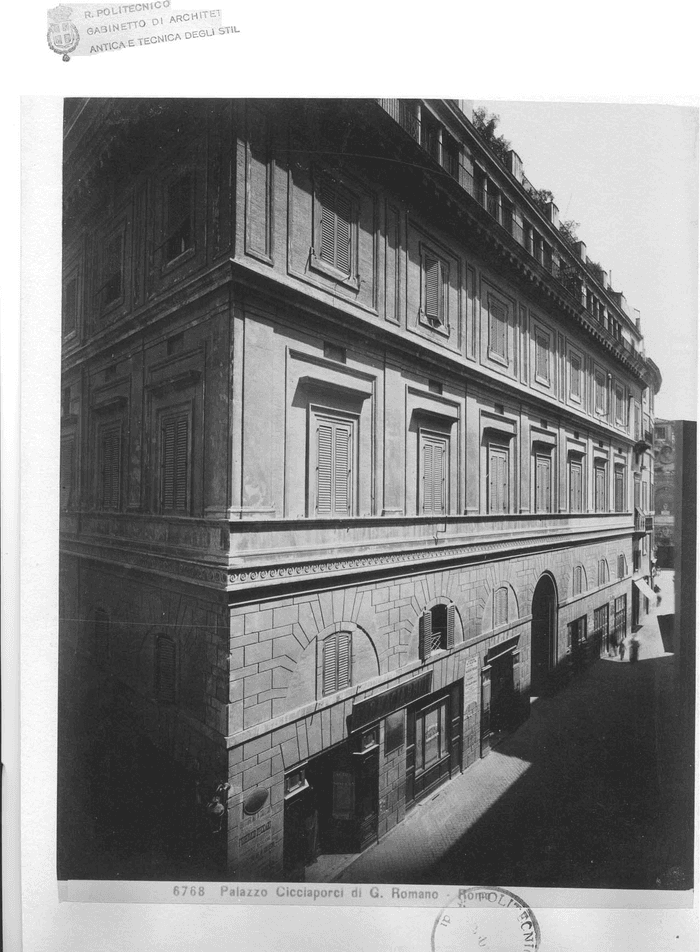 Palazzo Cicciaporci di G. Romano - Roma