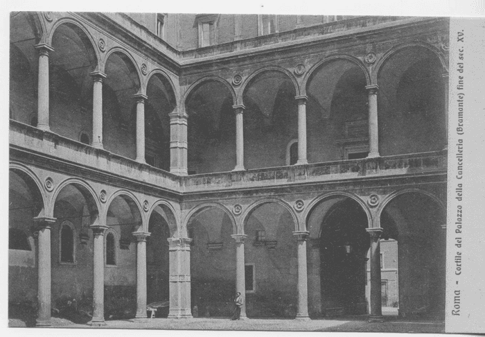 Roma - Cortile del Palazzo della Cancelleria (Bramante) fino al sec. XV.