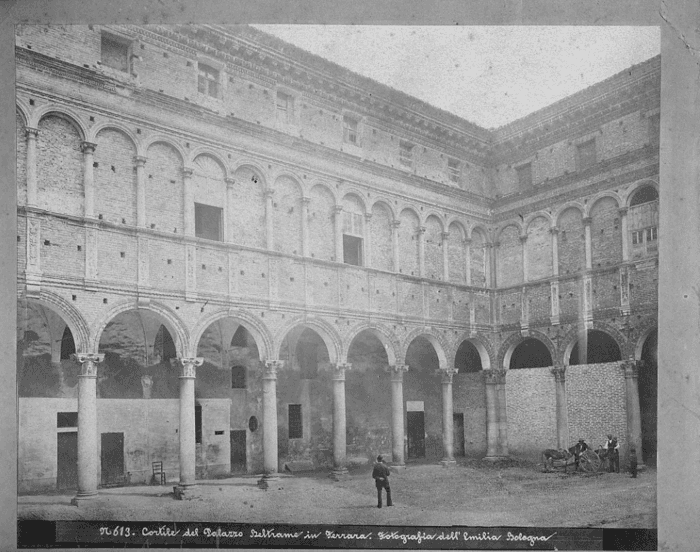 Cortile del Palazzo Beltramo in Ferrara.