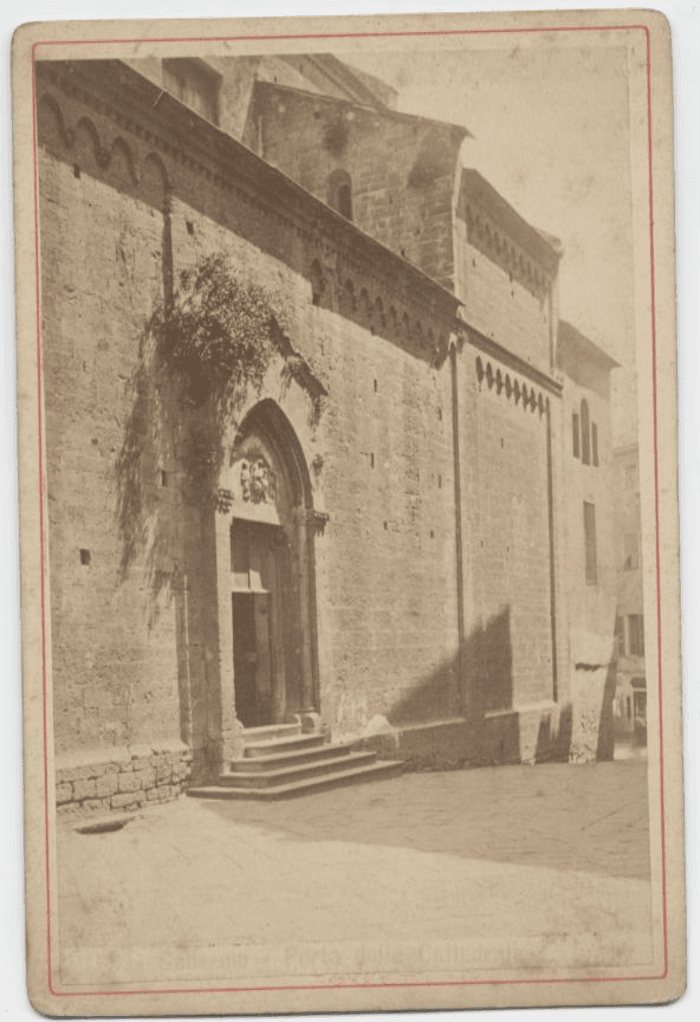 Sanremo - Porta della Cattedrale