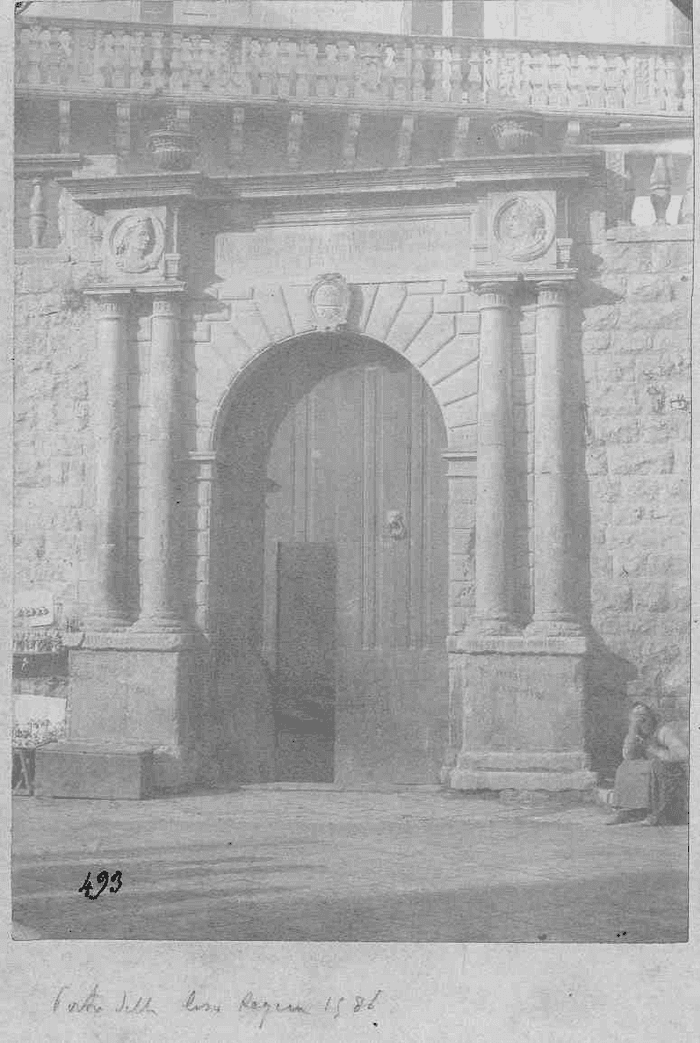 Porta della Casa Regem 1586