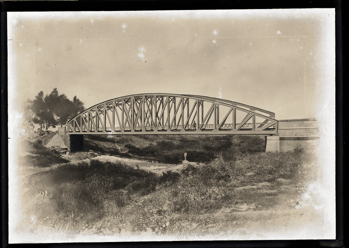 Ponte ferroviario sul torrente Gornalunga