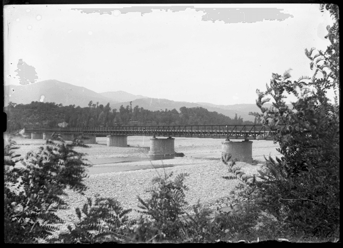 Ponte sul fiume Magra a Licciana Nardi