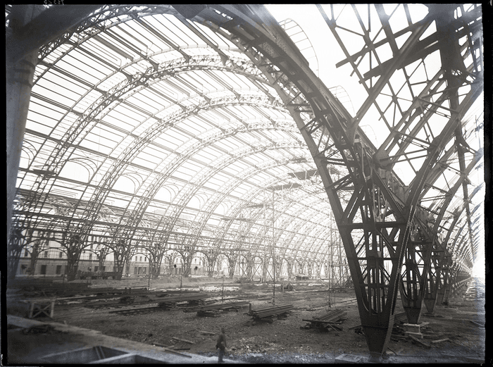 Stazione ferroviaria di Milano Centrale