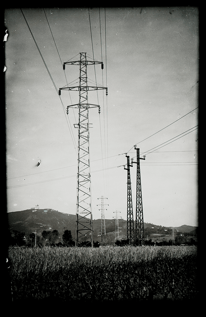 Tralicci a sei fili sulla linea elettrica del Regio Parco, Torino