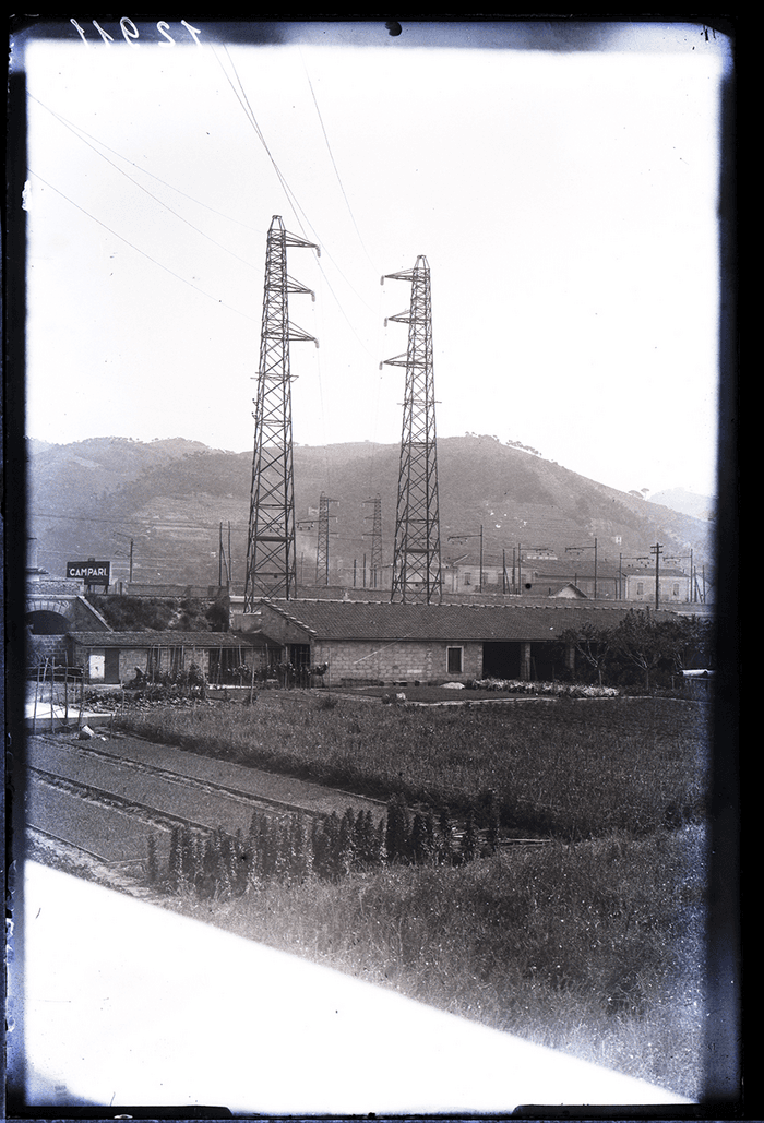 Tralicci per linea elettrica primaria e sottostazione