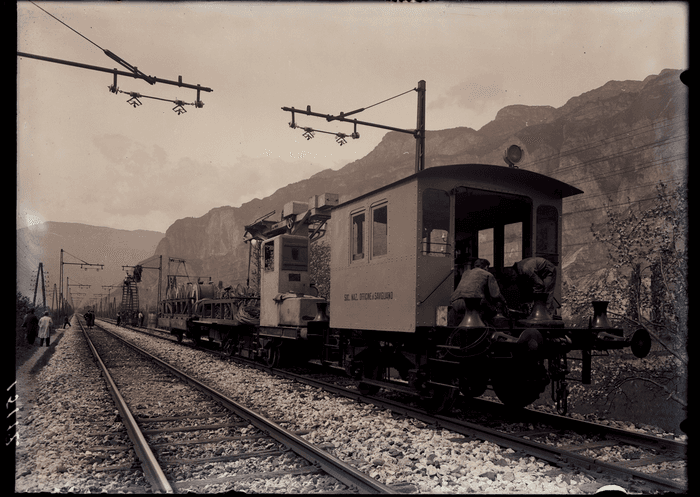 Elettrificazione della linea ferroviaria Trento – Merano