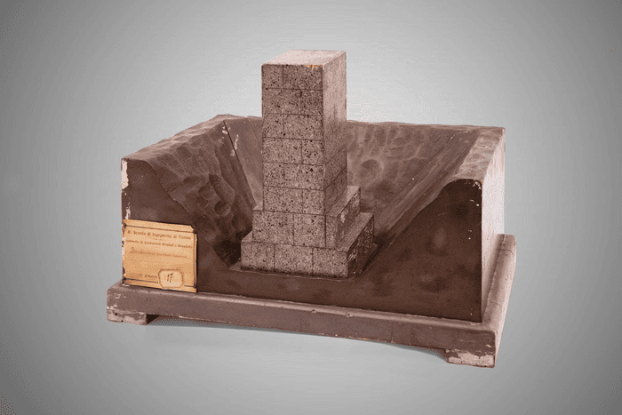 Modello di fondazione su escavazione 24x36x24 