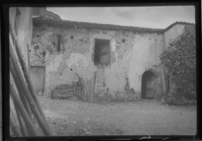 Non identificato, cascina, esterno