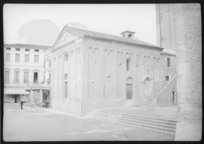 Treviso, battistero, esterno