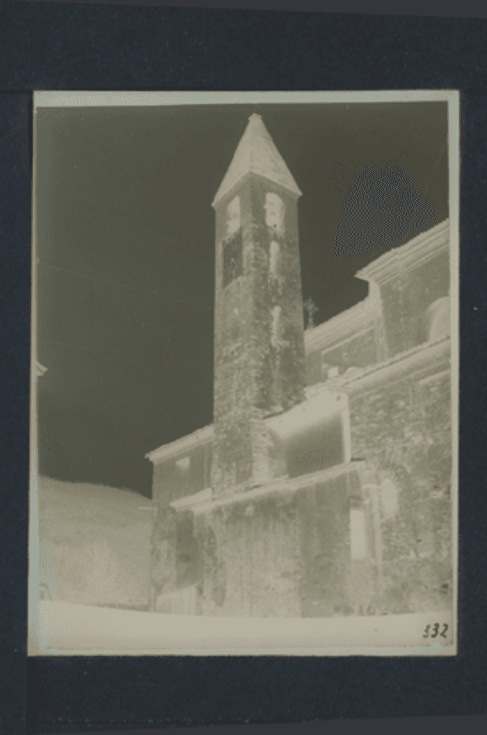 Lesa, Chiesa parrocchiale