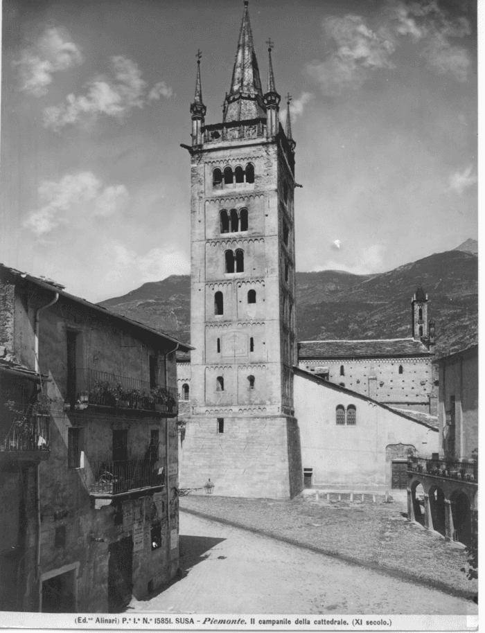 Susa (Piemonte) - Il campanile della cattedrale (XI secolo)