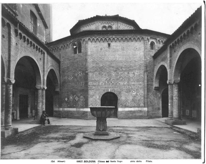 Bologna - Chiesa del Santo Sepolcro e atrio detto di Pilato