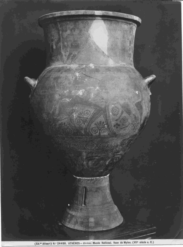 Athènes - Musée National. Vase de Mylos (VII siècle a. C.)