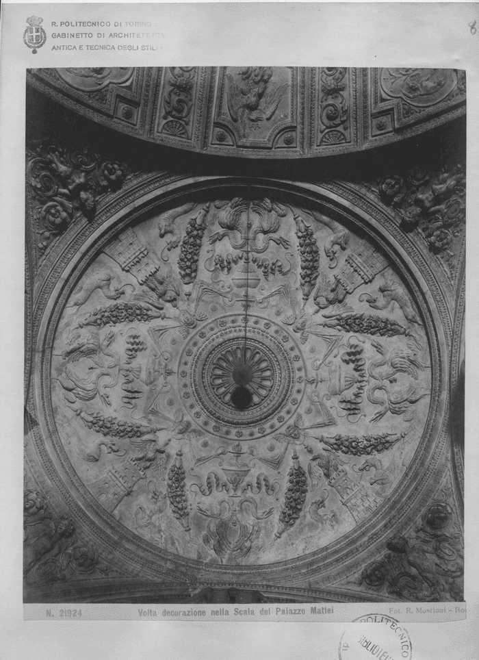 Volta decorazione nella Scala del Palazzo Mattei