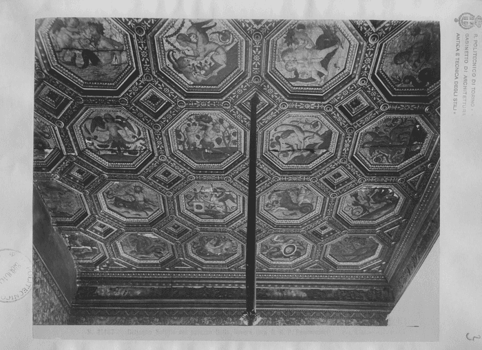 Dettaglio soffitto nel palazzo Della Rovere (ora R.R.P. Penitenzieri)