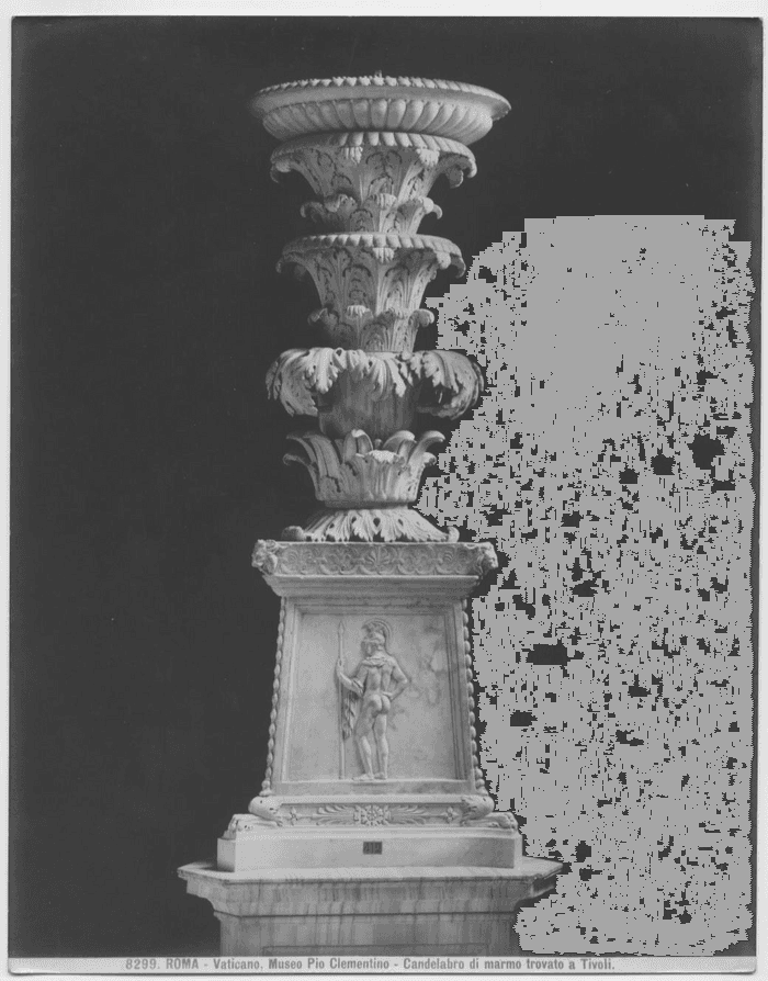 ROMA - Vaticano, Museo Pio Clementino - Candelabro di marmo trovato a Tivoli