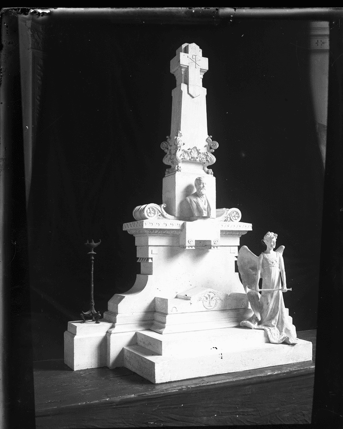 Tomba Tealdi, Cimitero monumentale, Torino