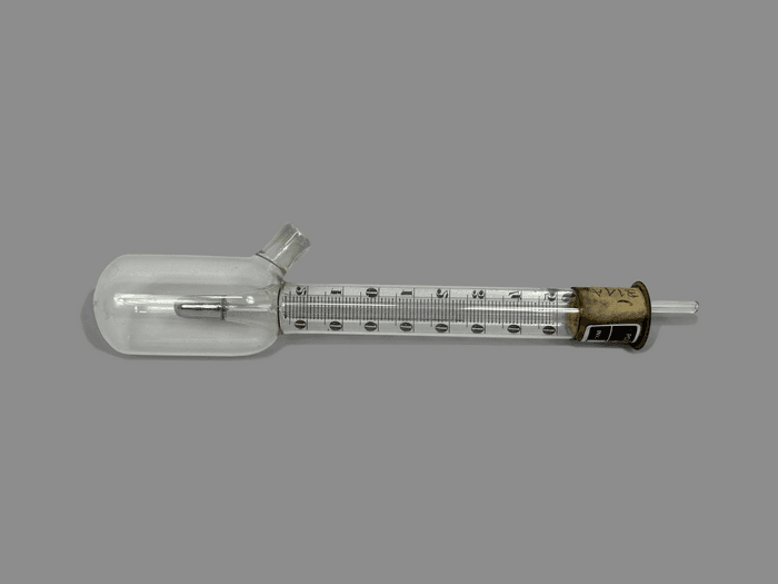 Termoscopio da scaldare con becco di Bunsen a fiamma bassa e riducente (ante 1937)