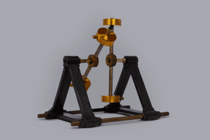 Strumenti per esperimenti sulle condizioni di equilibrio in rotazione