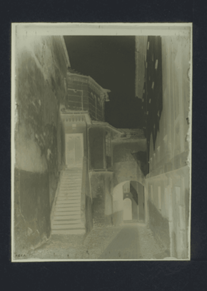 Ventimiglia (Imperia), Battistero particolare decorativo