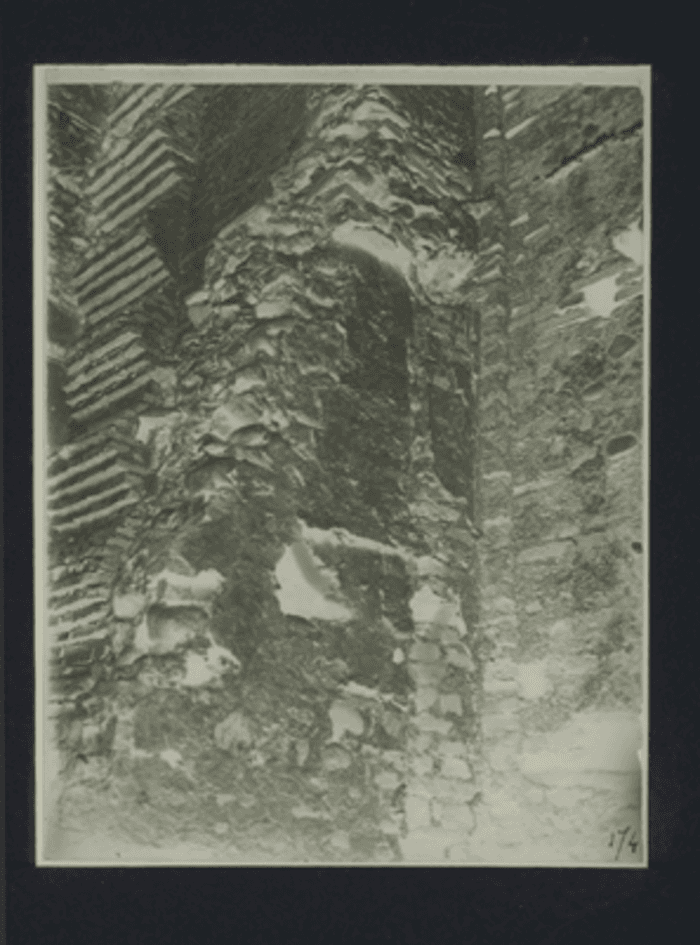 Suno, Chiesa di San Genesio, esterno