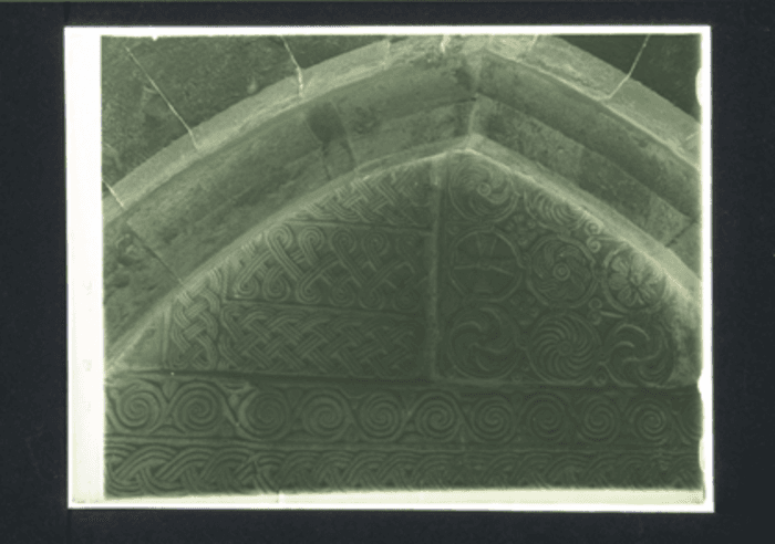 Albenga, S.Michele, archivolto