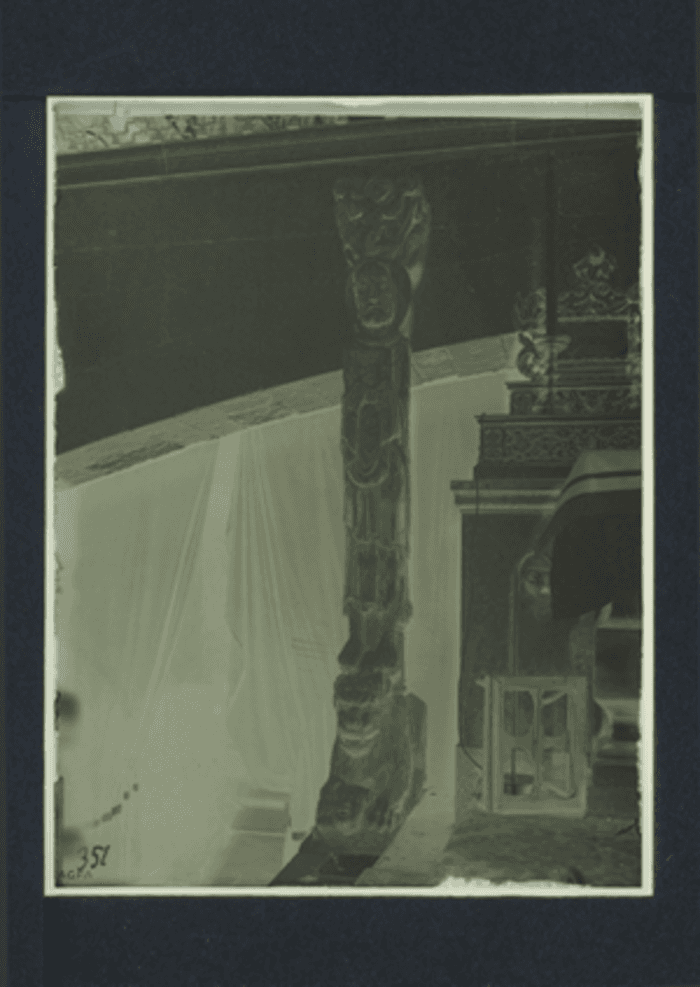 Coira, S. Maria Assunta, colonna decorativa