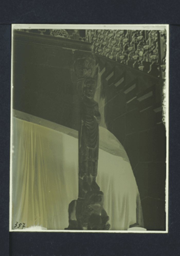 Coira, S. Maria Assunta, colonna decorativa