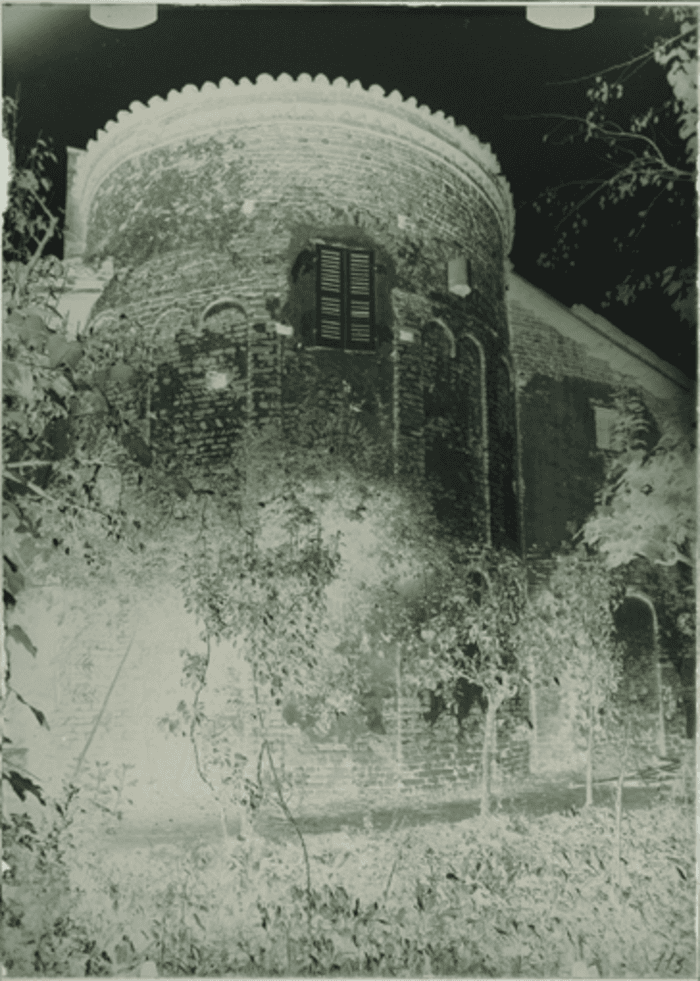 Pieve di Velezzo, Battistero di San Giovanni Battista, esterno