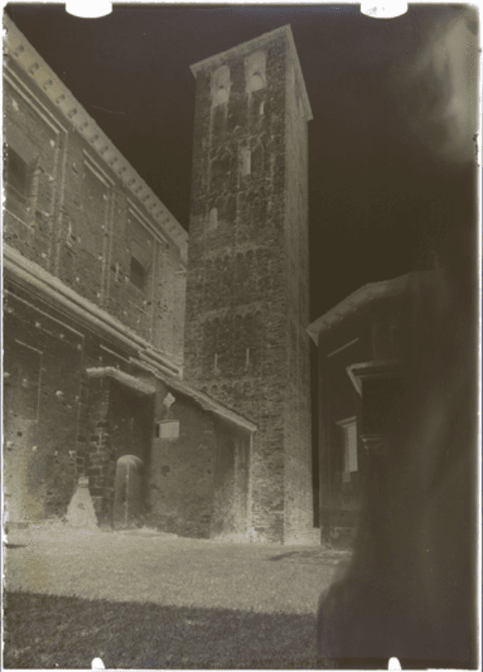 Non identificato, campanile