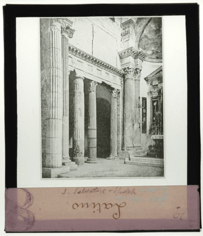 Spoleto, San Salvatore, interno