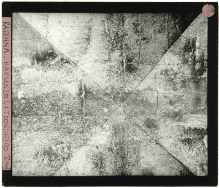 Ravenna, Mausoleo di Teodorico, volta interna