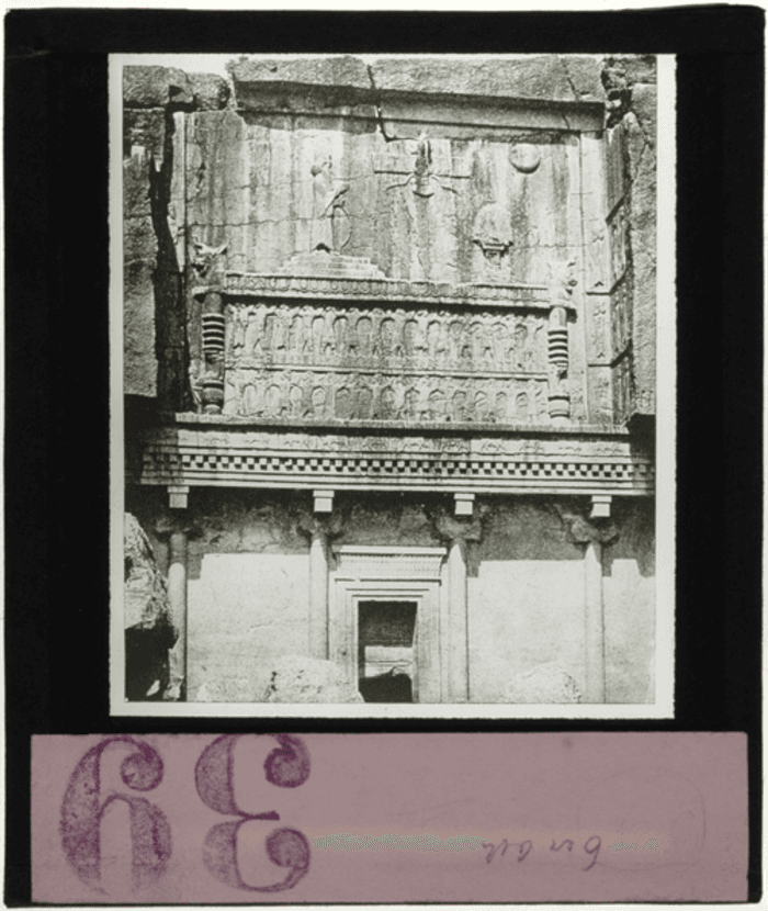 Persepoli (Iran), Tomba di Naghsh-é Rostam, esterno