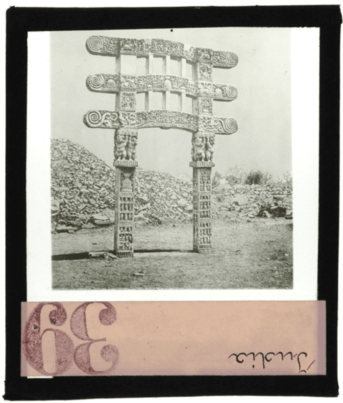 India, Madhyapradesh, Sanci, architettura buddhistica, torana sud