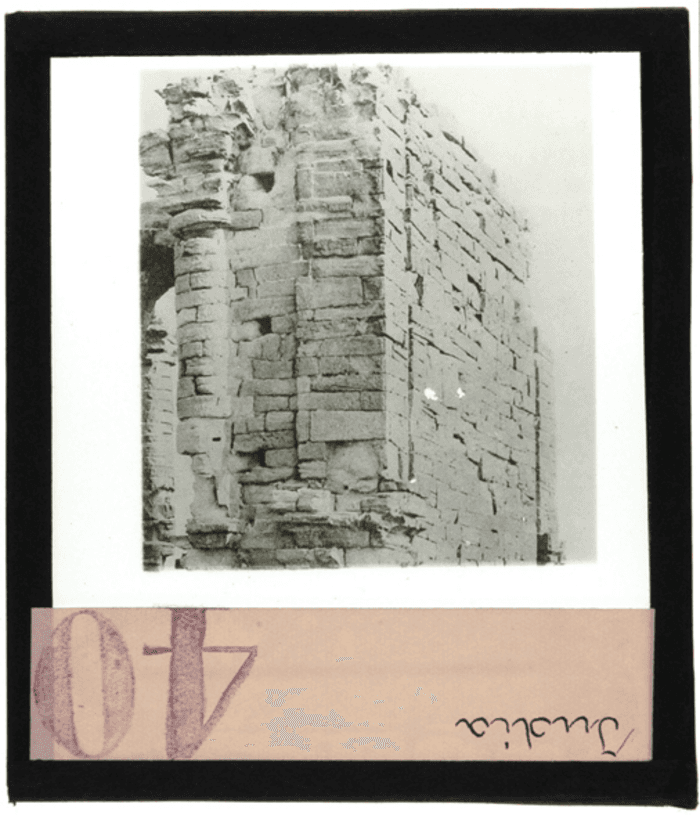 India, muratura, colonna