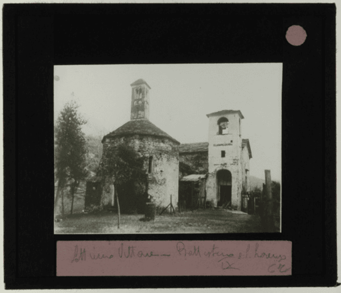 Settimo Vittone (TO), Pieve di S. Lorenzo e battistero di S.Giovanni Battista, esterno