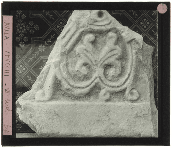 Aulla (MS), abbazia di San Caprasio, interno, stucco, particolare