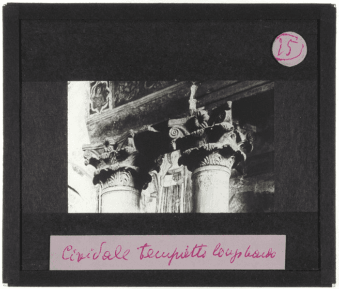 Cividale del Friuli (UD), Tempietto longobardo, interno, particolare capitelli