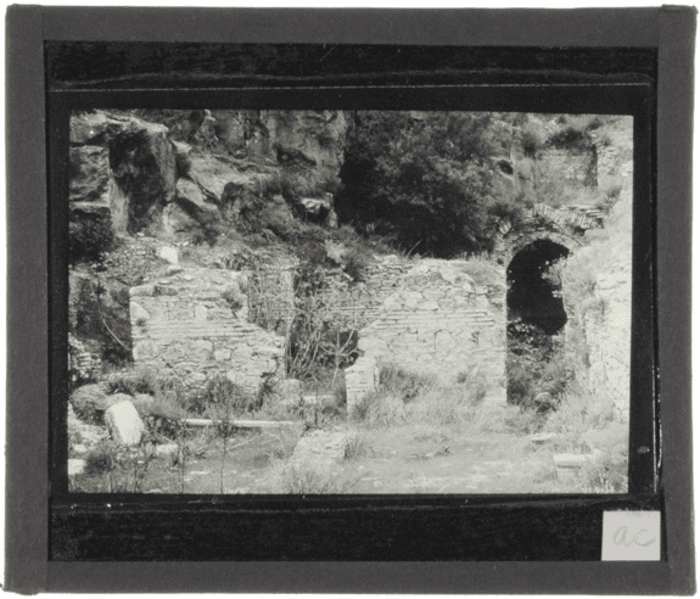 Non identificato, rovina