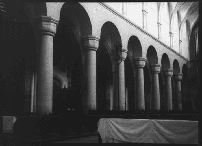 Non identificato, chiesa, interno, navata centrale, archi e colonne